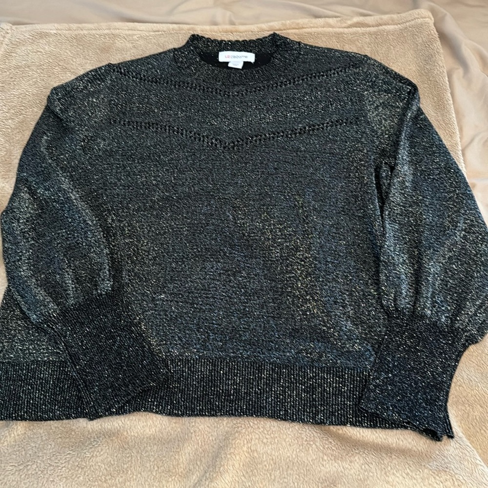 Lightweight sweater